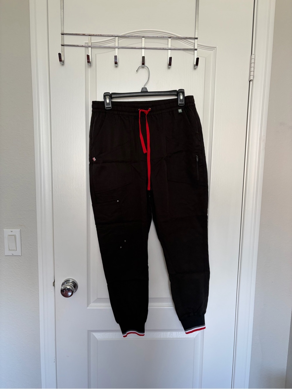 Mediclo black jogger scrub bottoms